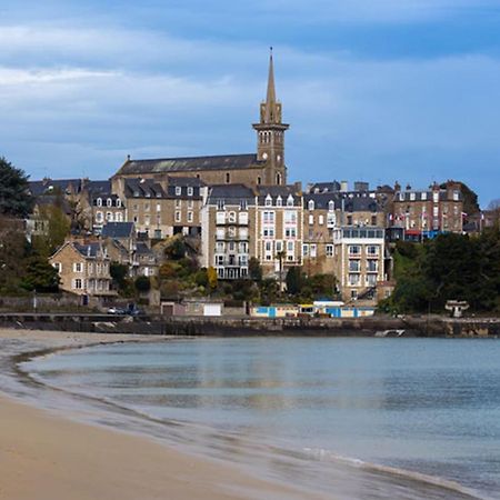 ディナールL'Ecume - Studio Moderne Avec Grand Balcon Et Place De Parkingアパートメント エクステリア 写真